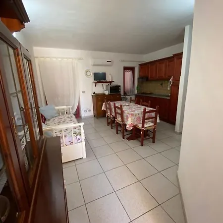 Da Zio Salvo, Esclusivo Con Veranda, A Due Passi Dal Mare! オロゼーイ