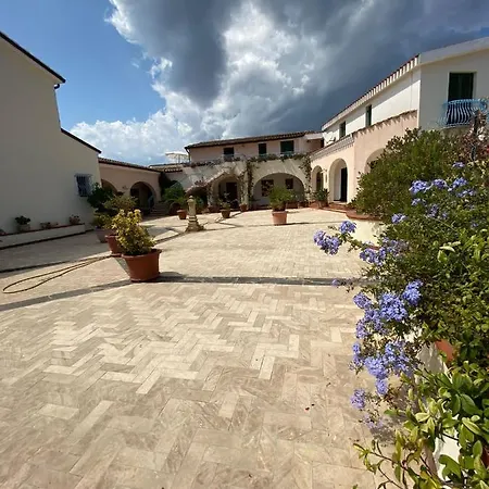 Apartment Da Zio Salvo, Esclusivo Con Veranda, A Due Passi Dal Mare! Orosei