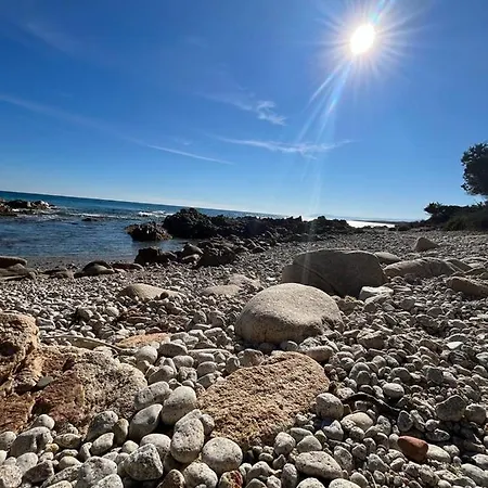 Apartment Da Zio Salvo, Esclusivo Con Veranda, A Due Passi Dal Mare!