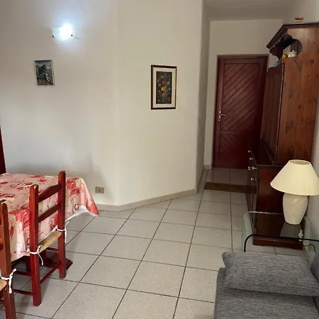 Da Zio Salvo, Esclusivo Con Veranda, A Due Passi Dal Mare! オロゼーイ